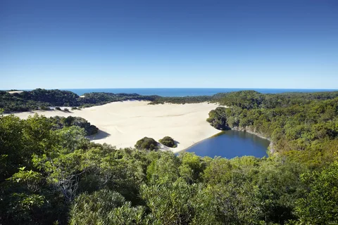 resorts on fraser island