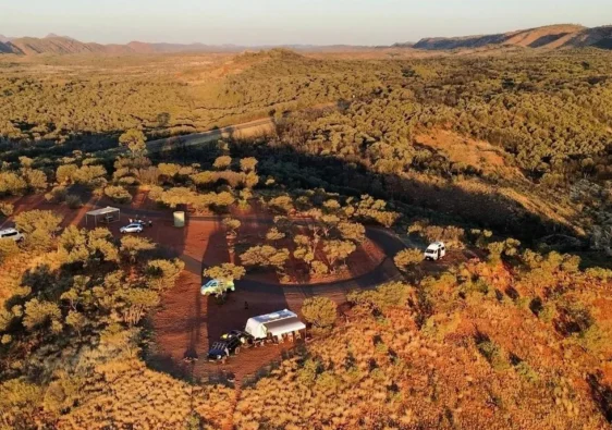 What Are the Must-See Stops on a West MacDonnell Ranges Tour