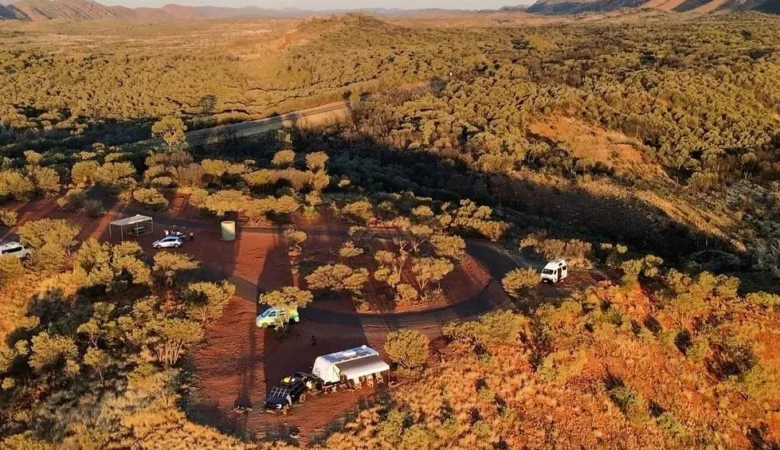 What Are the Must-See Stops on a West MacDonnell Ranges Tour